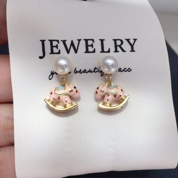 诸暨天然淡水珍珠耳钉童趣立体可爱木马摇椅对称珍珠耳环女