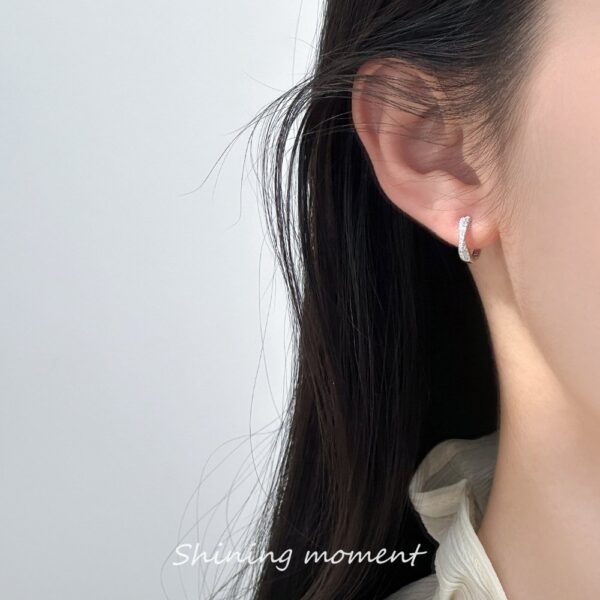 s925纯银低奢复古排钻交叉线条耳扣设计感耳饰